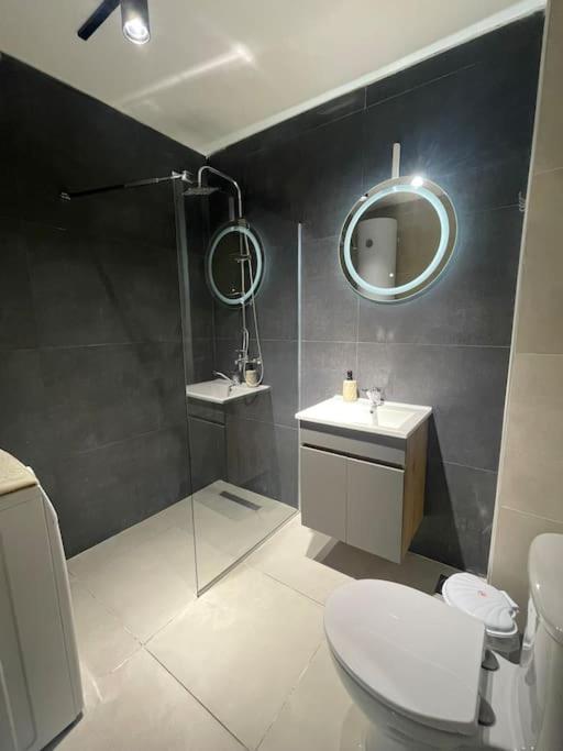 Sky View Center Apartamento Skopie